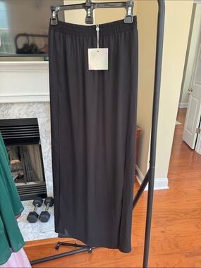 Black Elastic-Waist Double Slit Maxi Skirt - Women